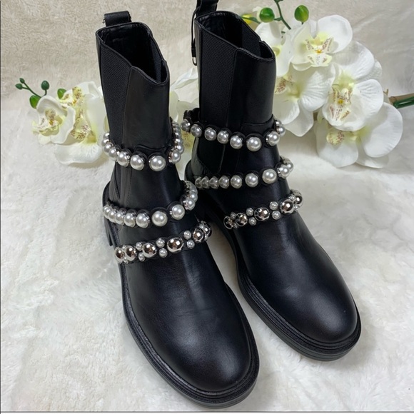 LAST ONE ZARA US 6.5 Pearl strap leather booties - Picture 11 of 16